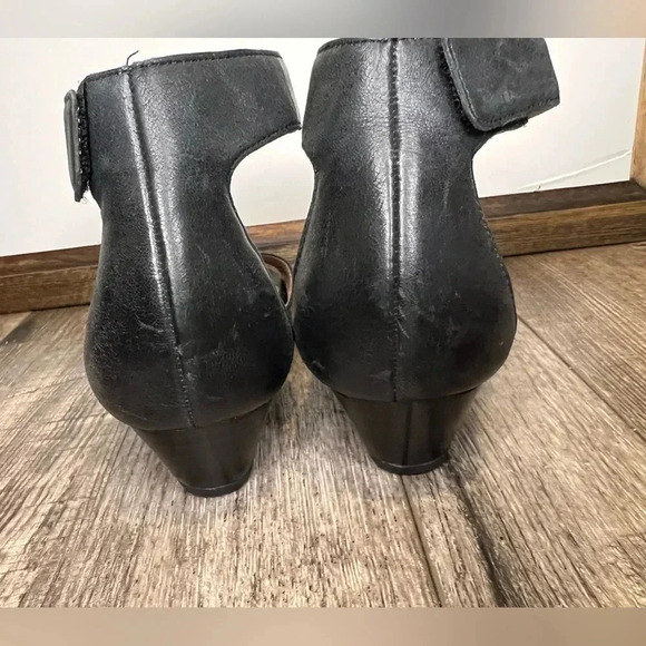 Abeo Inez Black Leather Ankle Strap Low Wedge Sandals Women’s 6N kitten heels - Picture 5 of 11